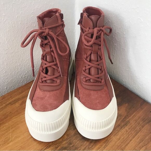 GIANNI BINI Rust Red Leather Lug Sole‎ Platform Bootie Sneaker High Top Size 6.5 - Picture 4 of 14